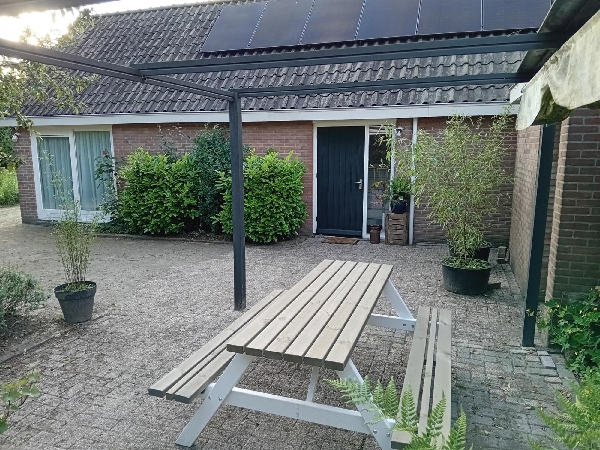 Ruim Huisje Op Een Prachtige Plek Hemrik Exteriör bild